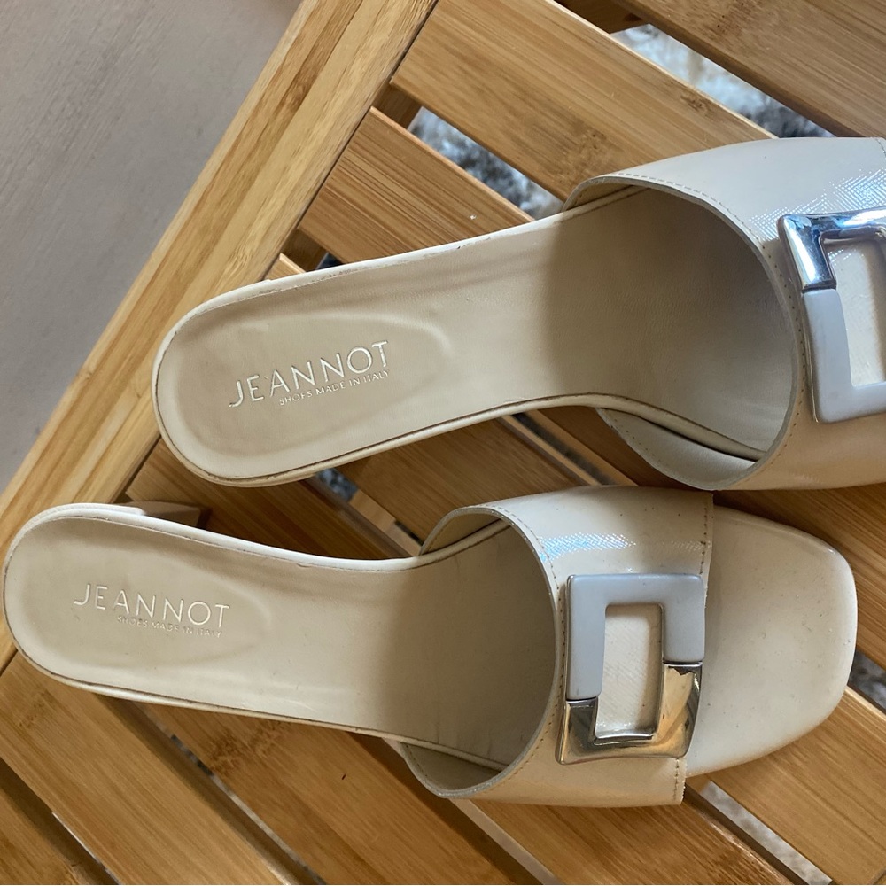 Jeannot Italian slip on nardo beige slide on heel size 38